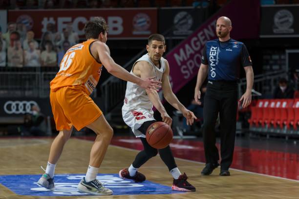 眼前一亮 眼前一亮