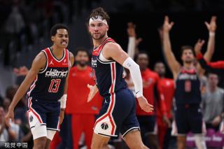 成为赛场上 成为赛场上