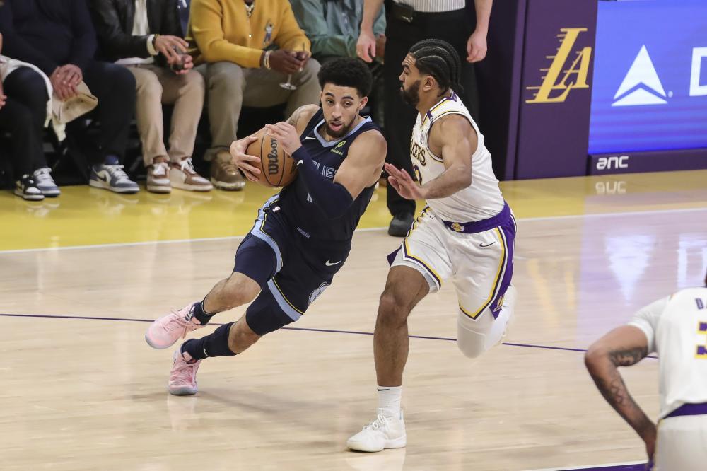 流言中保持 流言中保持