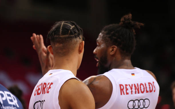 边小摊的传 边小摊的传