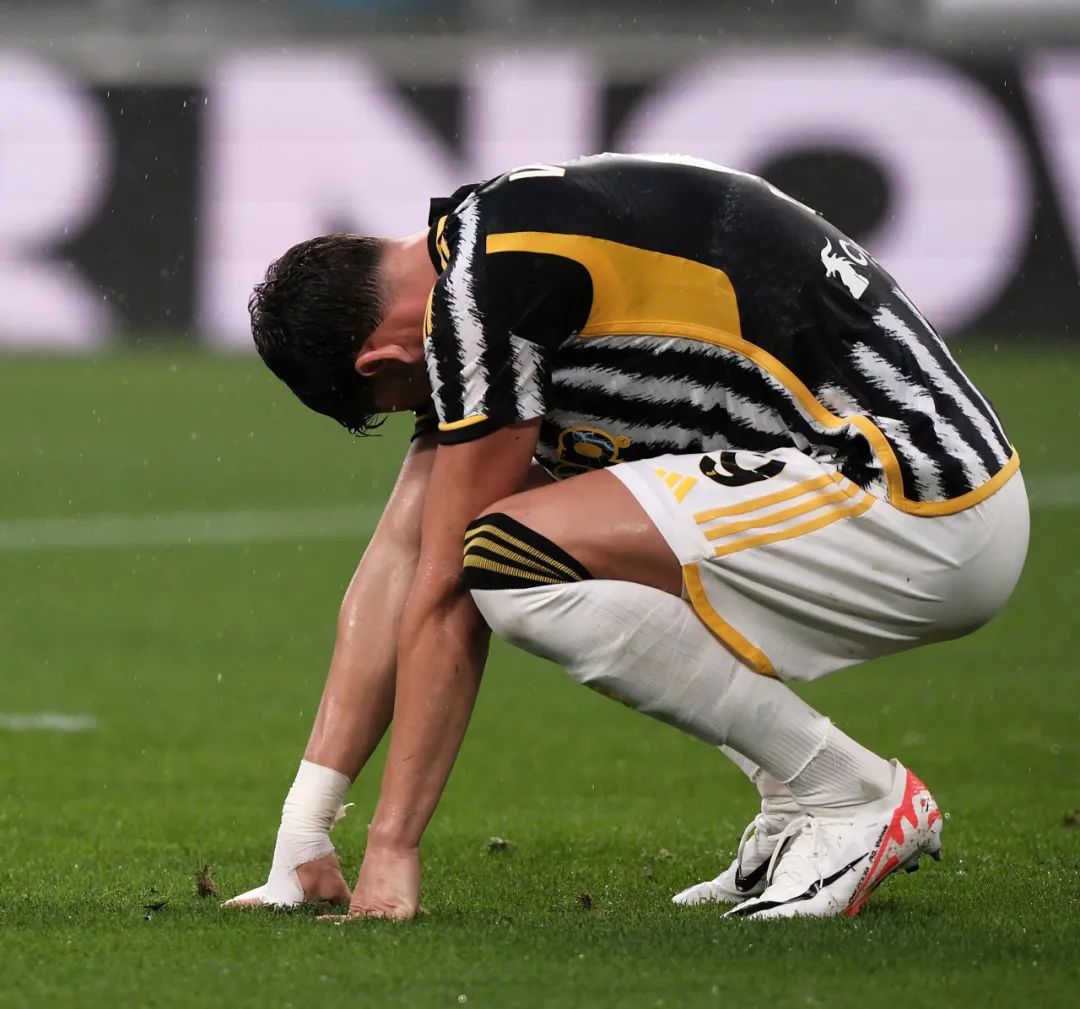 观众之间形 观众之间形