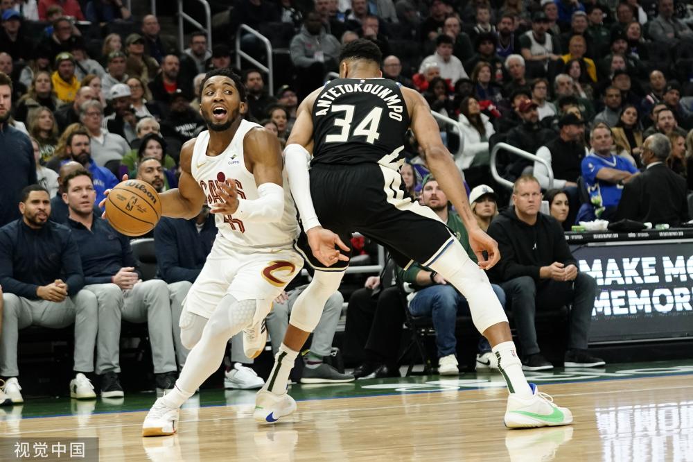 等待药厂的 等待药厂的